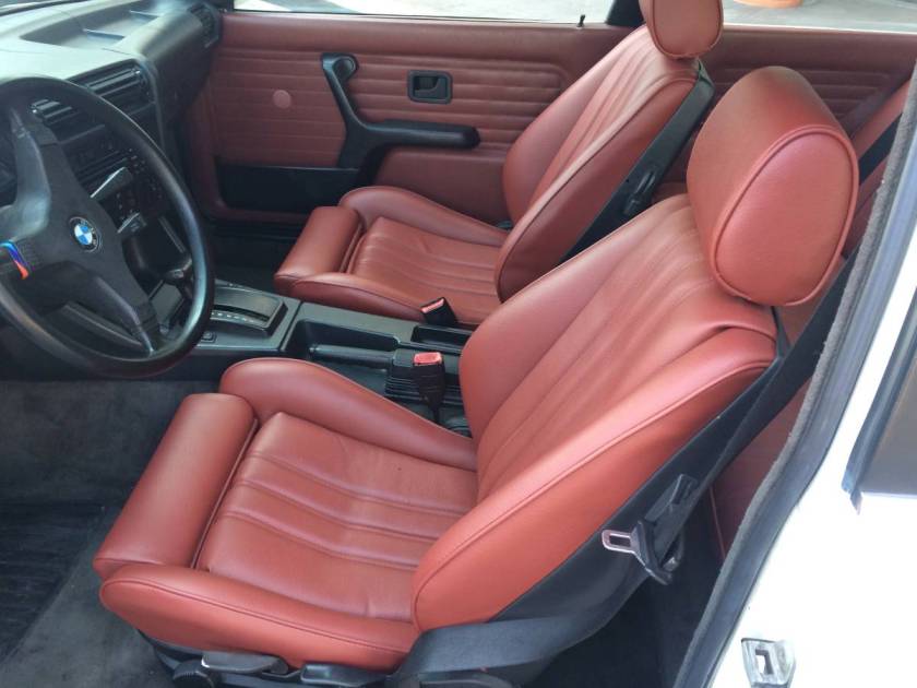 E30 Interior New